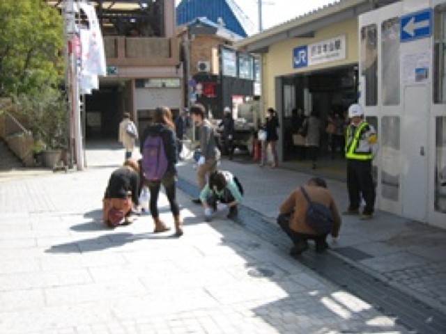 1363263651-01.jpg