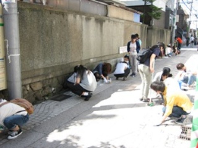 1380629239-00.jpg