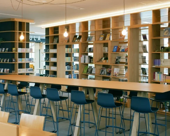 BOOK TERRACE