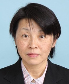 安岡 由美