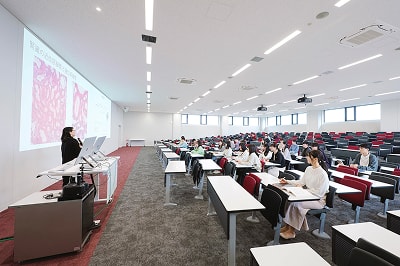 神戸薬科大学A棟